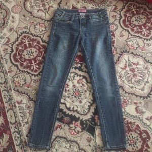 Skinny star ride jeans